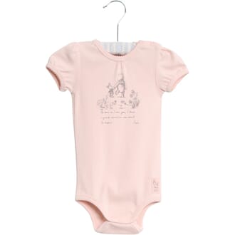 Body Frill Pooh on adventure SS powder - Wheat