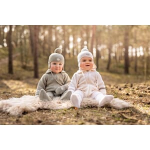 AW000801-KH_Rel LILL-AW22-FIN-WWW-4.jpg