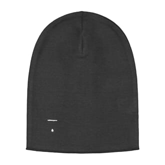 Beanie Nearly Black - Gray Label