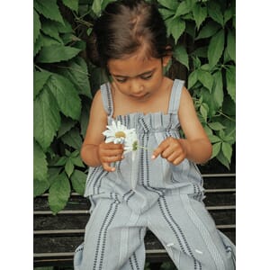 F1666-N_Rel F1665 - AMIE RUFFLE PANT - NAVY - Extra 4.jpg